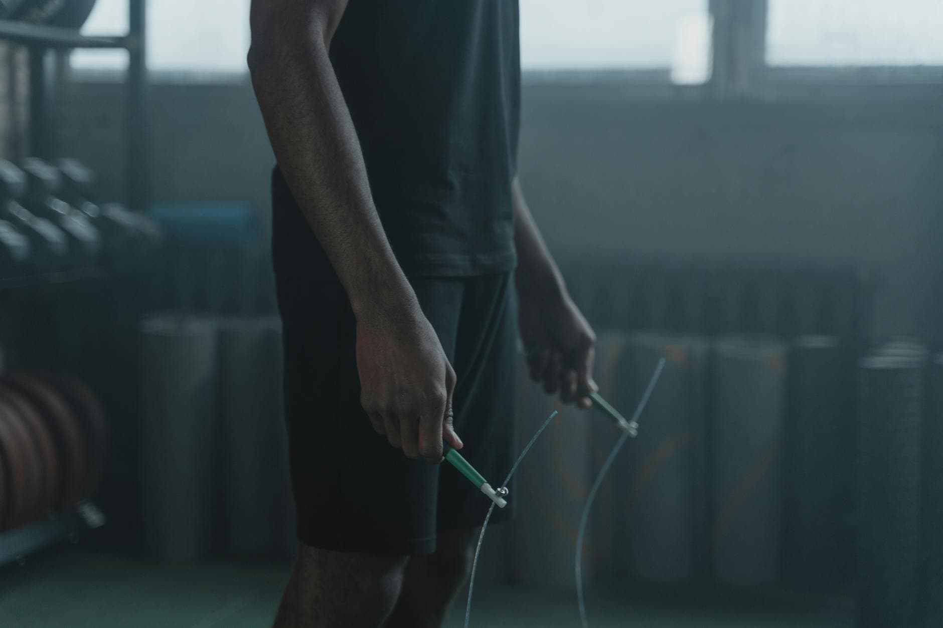 Hoppetau-trening på gymgulv